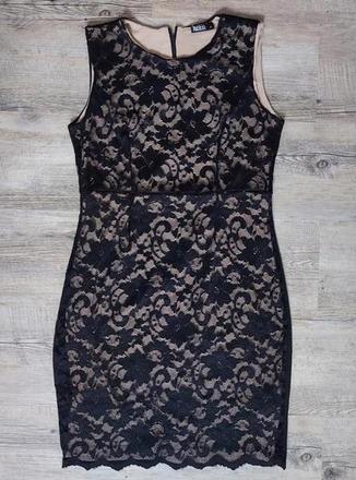 Čierno béžové čipkované šaty, m