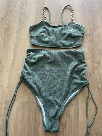 Plavky pre tehuľky, m