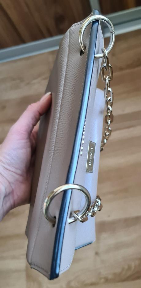 Kabelka coccinelle, coccinelle