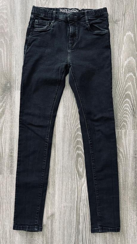 Čierne slim rifle, c&a,176