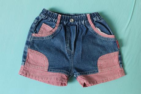 Kraťasky s károvaným krajom, 104