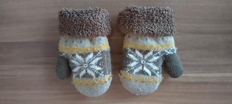 Teplé rukavičky, 116
