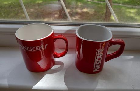 Hrnčeky nescafe,