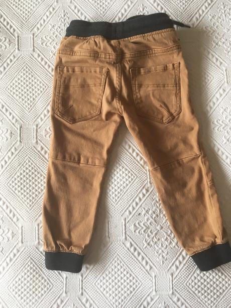 Nohavice hrubšie 2 až 3 roky, dopodopo,98