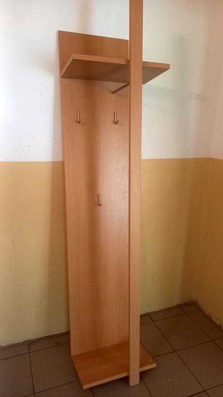 Vešiakový panel - buk-ako nový,