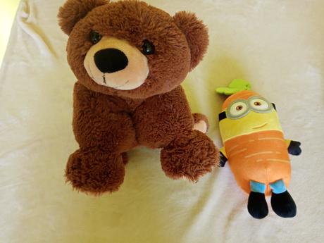 Plyšový medvedík - vankúš, mimoň k tomu, 