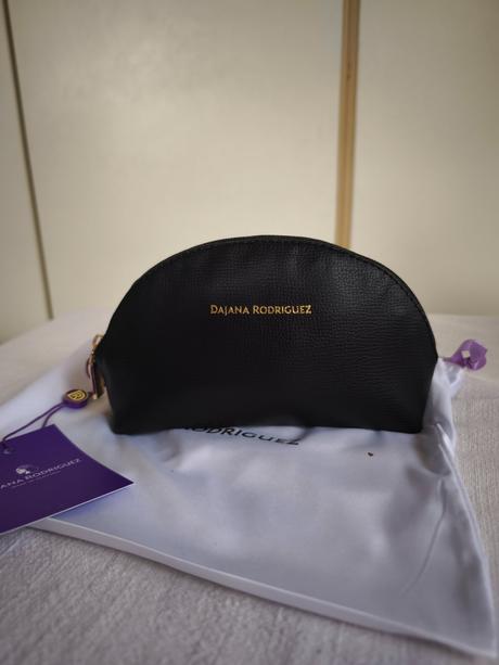 Čierna kožená kozmetická taštička dajana rodriguez, dajana rodriguez
