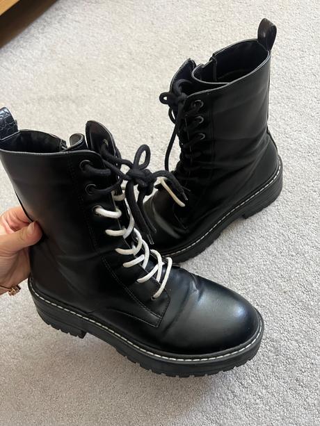 Čižmy, stradivarius,38