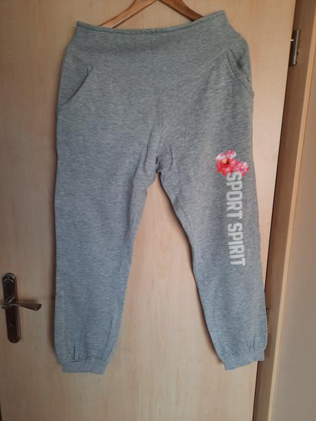 Krásne tehotenské tepláky, bonprix,36 / 38 / s