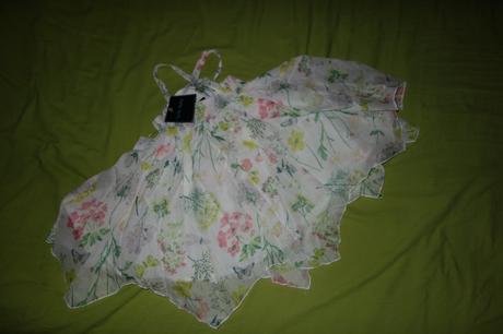 Nove letne satocky cynthia rowley, 92