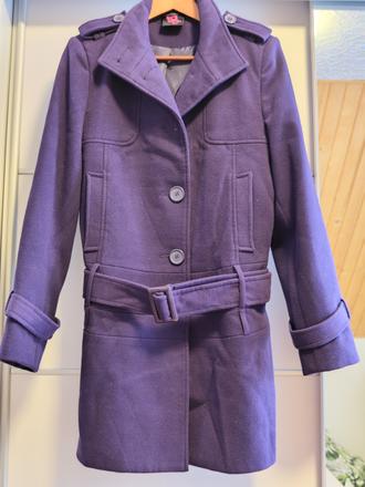 Tg krásny kvalitný pekne vypracovaný dámsky ka, m