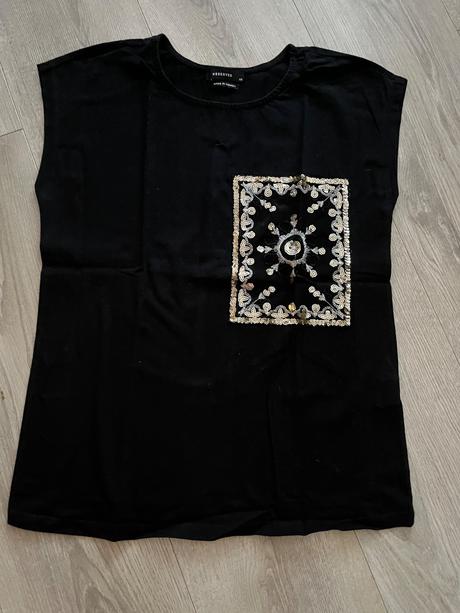 Tricko reserved, reserved,xs