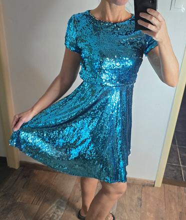 Modre flitrovane saty, 36