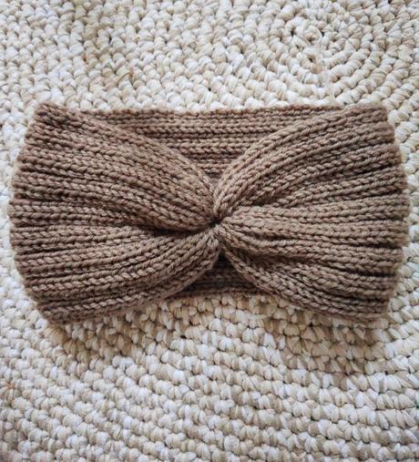 Dámska pletená čelenka, 