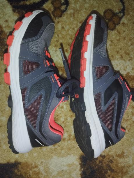 Botasky kalenji, decathlon,37