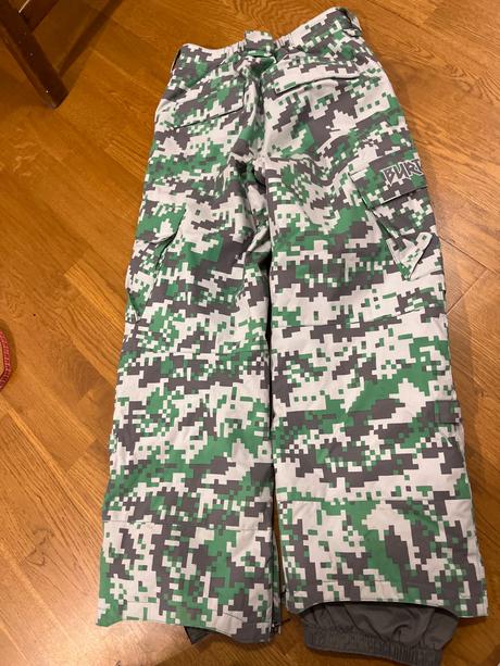 Oteplovačky burton, burton,152