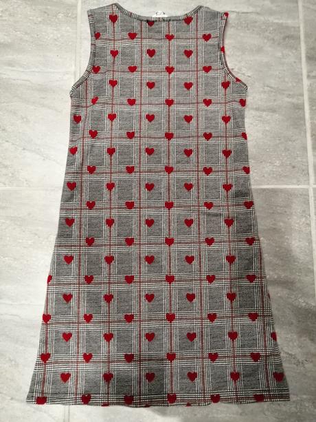 Šaty so srdiečkami maco. v128, 6-7 r., marks & spencer,128