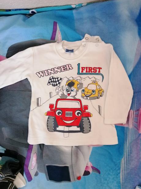 Mikiny a tričká, 68–80