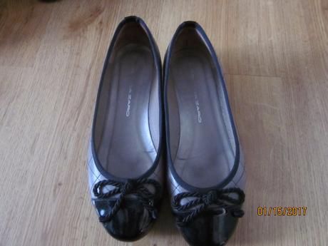 Kožené lodičky zn. brenda zaro vel. 39, 39