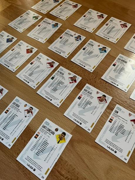Futbalové karty megacracks 2026/27,