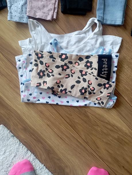 Legíny 104 6+1 veci gratis, 104