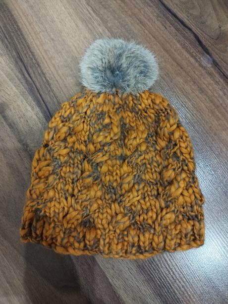 Čiapka + tunel, gate