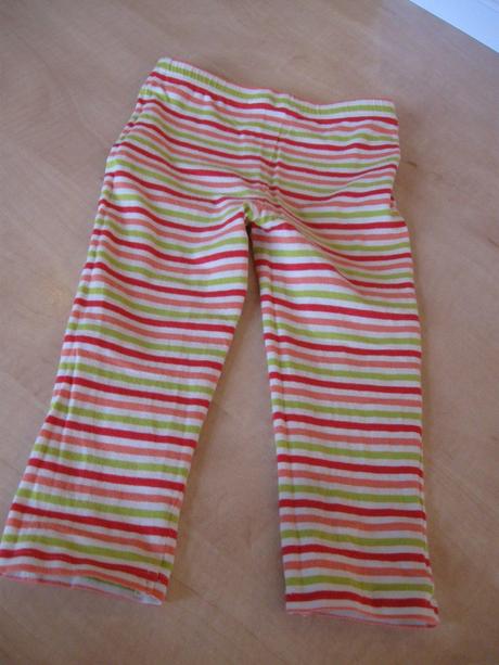 Pásikované legínky, 104, 104