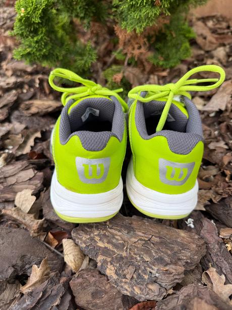 Tenisové topánky wilson, 32