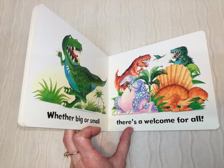 Paul stickland dinosaur opposites nwi18,