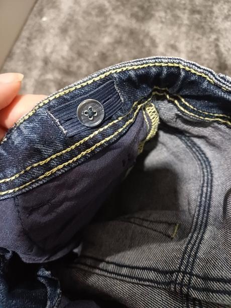 Kratke gate v.122, 122