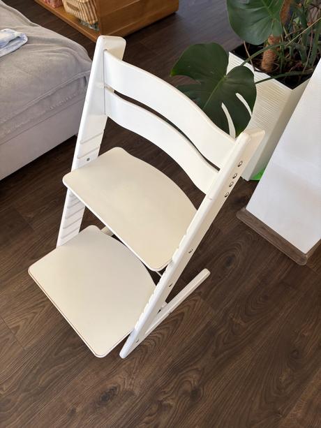 Jitro rastúca stolička biela, stokke