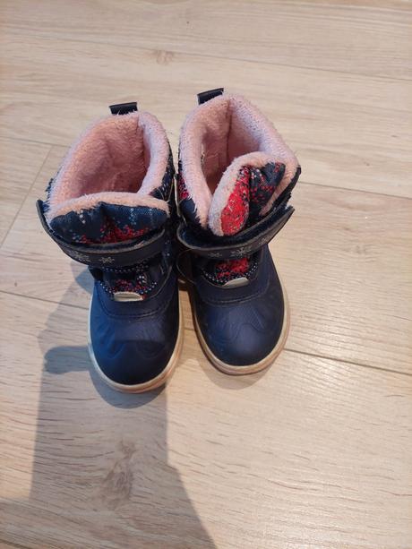 Dievcenska zimna obuv, lupilu,22