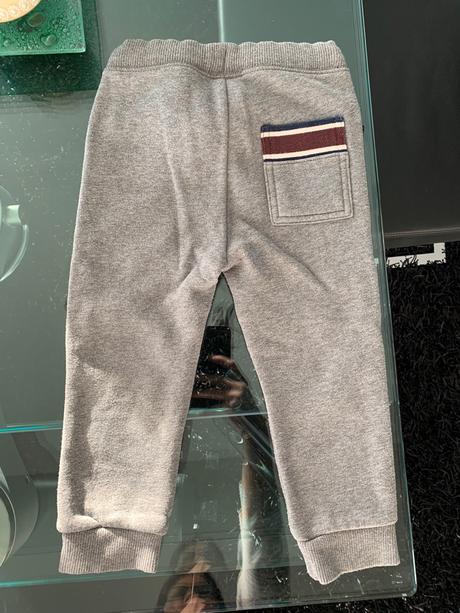 Benetton detske tepláky vel.2, benetton,98