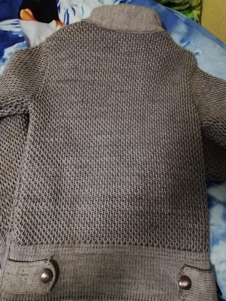 Elegantný teplý sveter, s