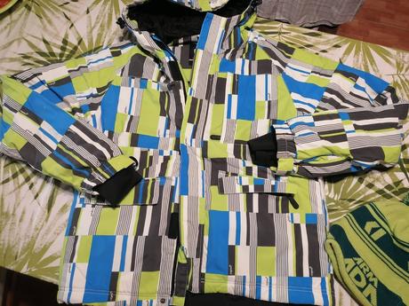 Lyžiarska bunda s čiapkou, s