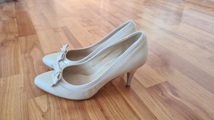 Béžové lodičky, 40