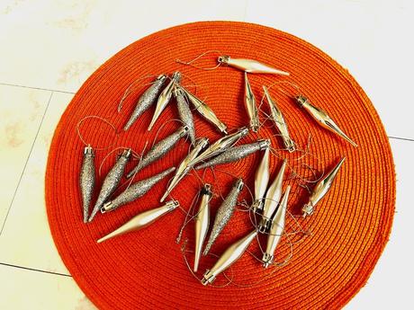 Staré trblietavé cencúle 24 ks, 