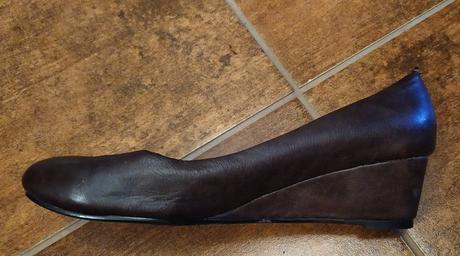 Lodičky na platforme, 37