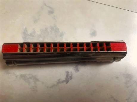 Stará ústna harmonika,