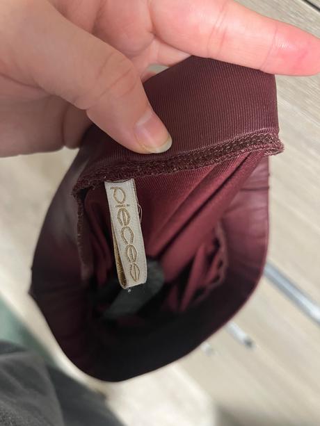 Kozenkove legíny, xs