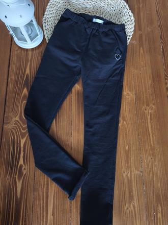 Nohavice joger 134, 134