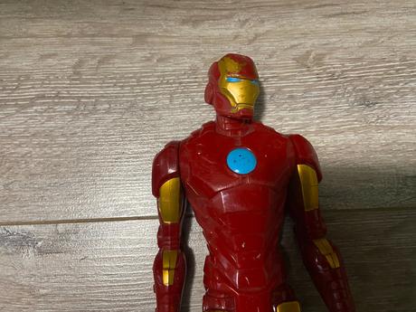 Iron man,