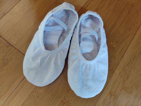 Tanečno gymnastická obuv, 32