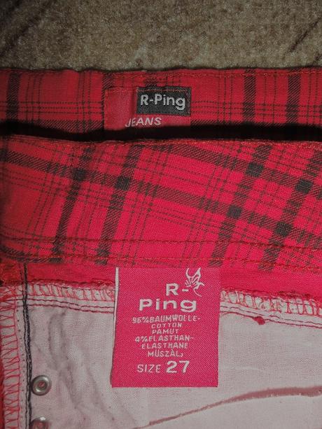 Sukne cca 140/152, 146