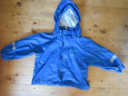 Pogumovaná bundička do dažďa, 86