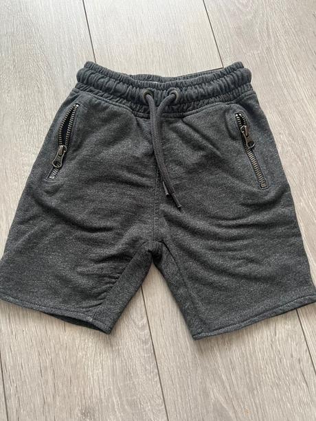 Next šedé teplakove  kraťasy, next,98