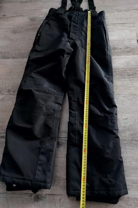 Čierne oteplovačky, crivit,134