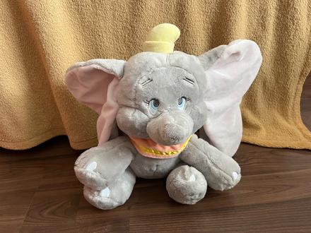 Plyšový dumbo,