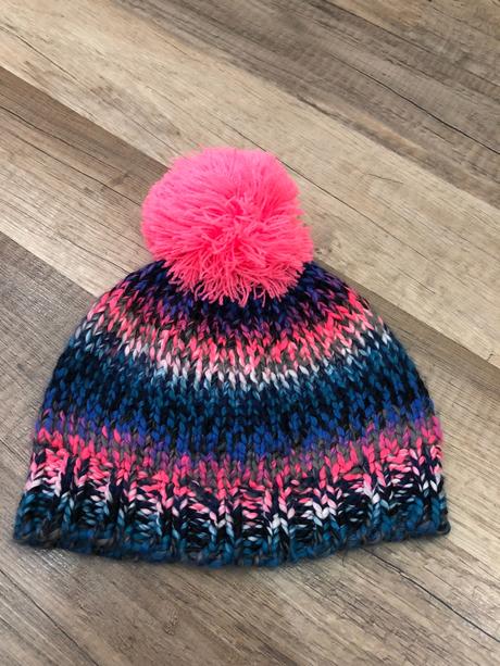 Čiapka next, next,62