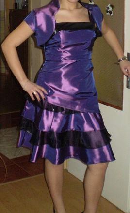 Spoločenské šaty, 42